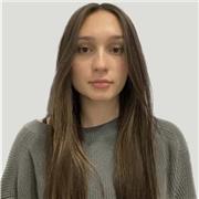 Me considero una persona responsable y paciente. Tengo experiencia en dar clases particulares y me adapto fácilmente a las situaciones.